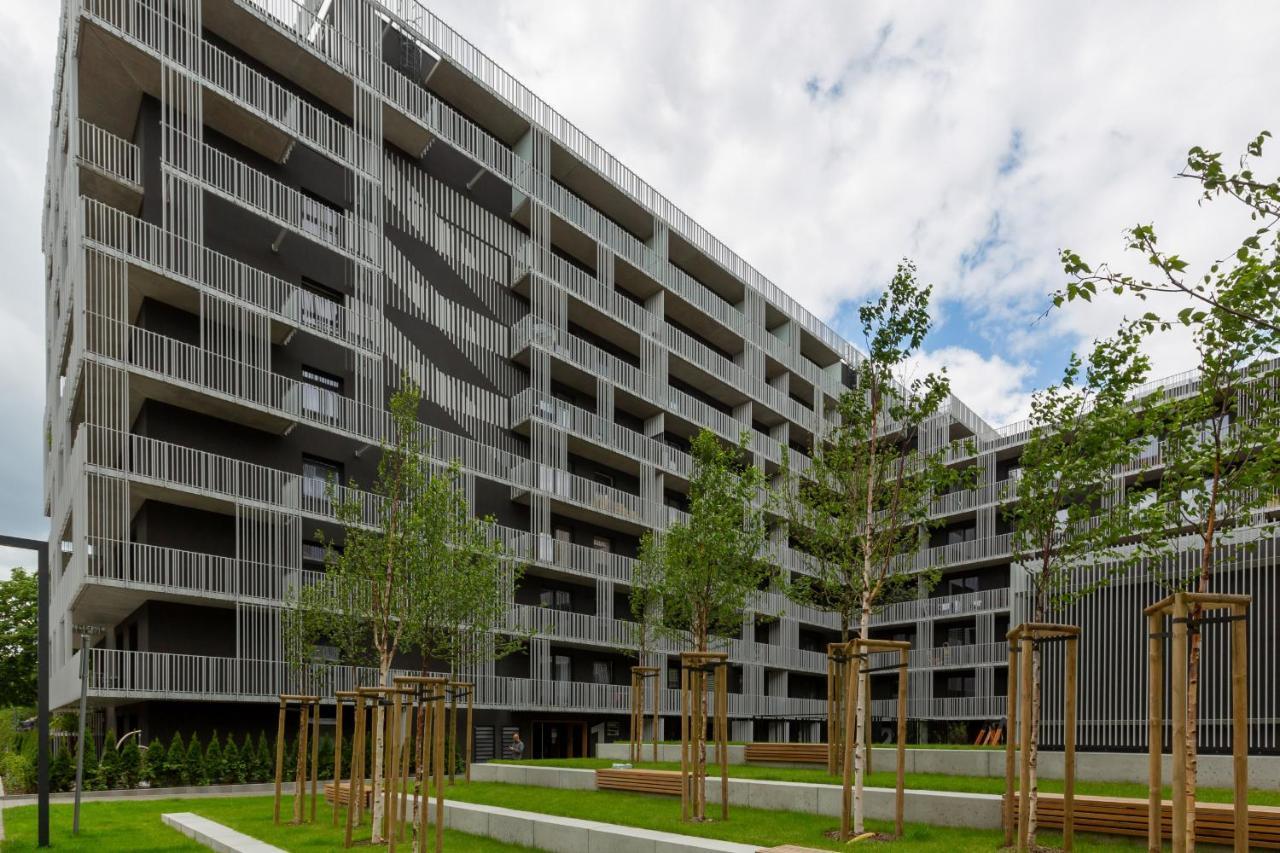 Stacja Wola Apartment Guminska By Noclegi Renters Varşovia Exterior foto